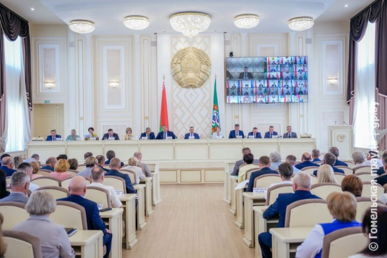 На заседании облисполкома рассмотрели результаты работы по содействию занятости граждан